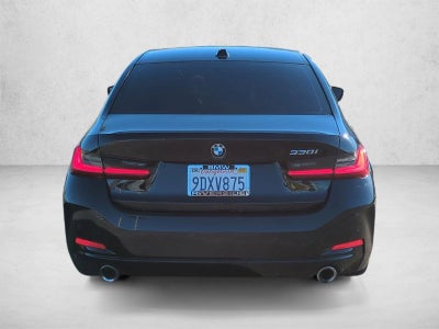 2023 BMW 330i Sedan