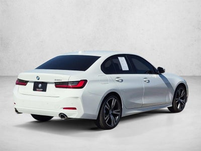 2023 BMW 330i Sedan