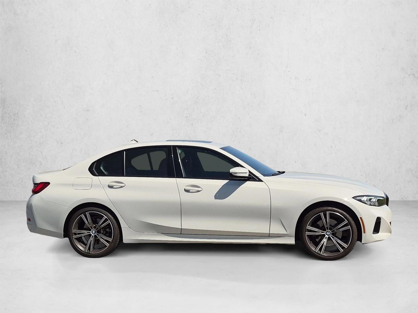 2023 BMW 330i Sedan