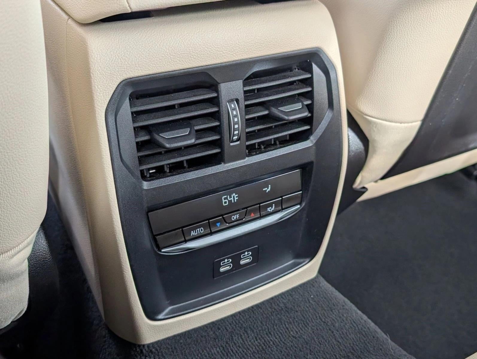 2025 BMW 330i xDrive Sedan