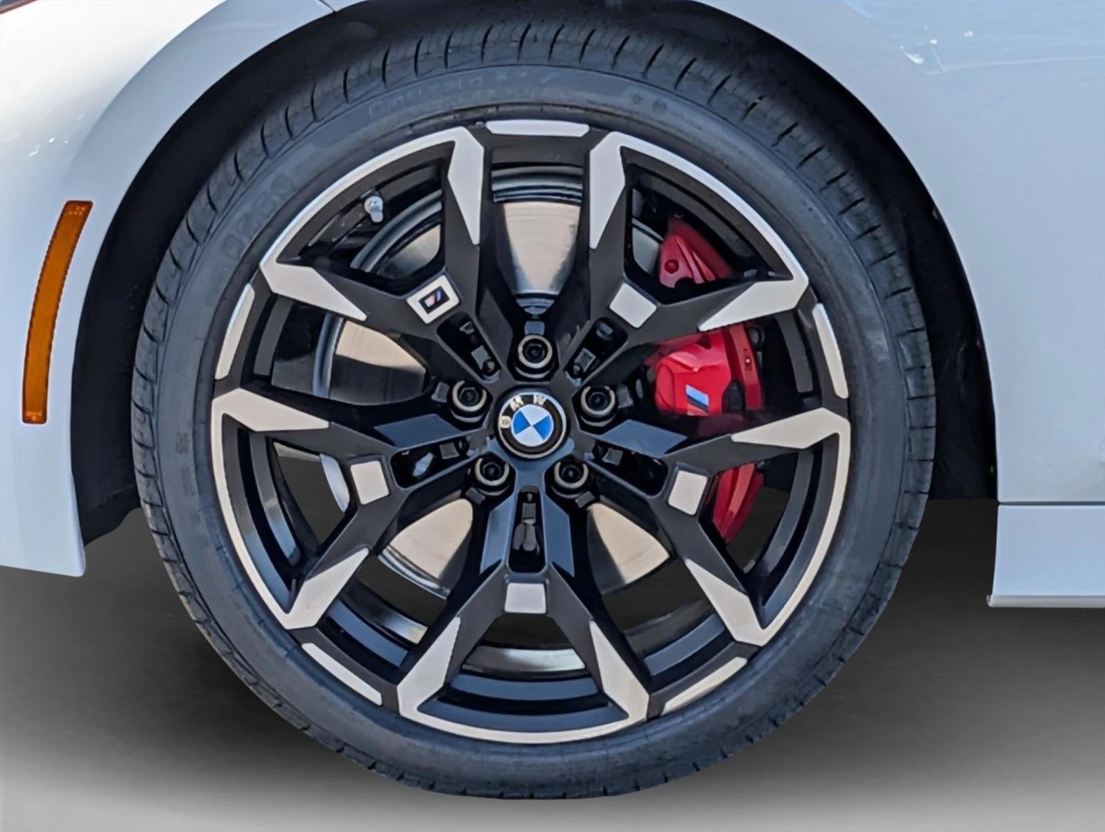 2026 BMW 3 Series 330i - Photo 25