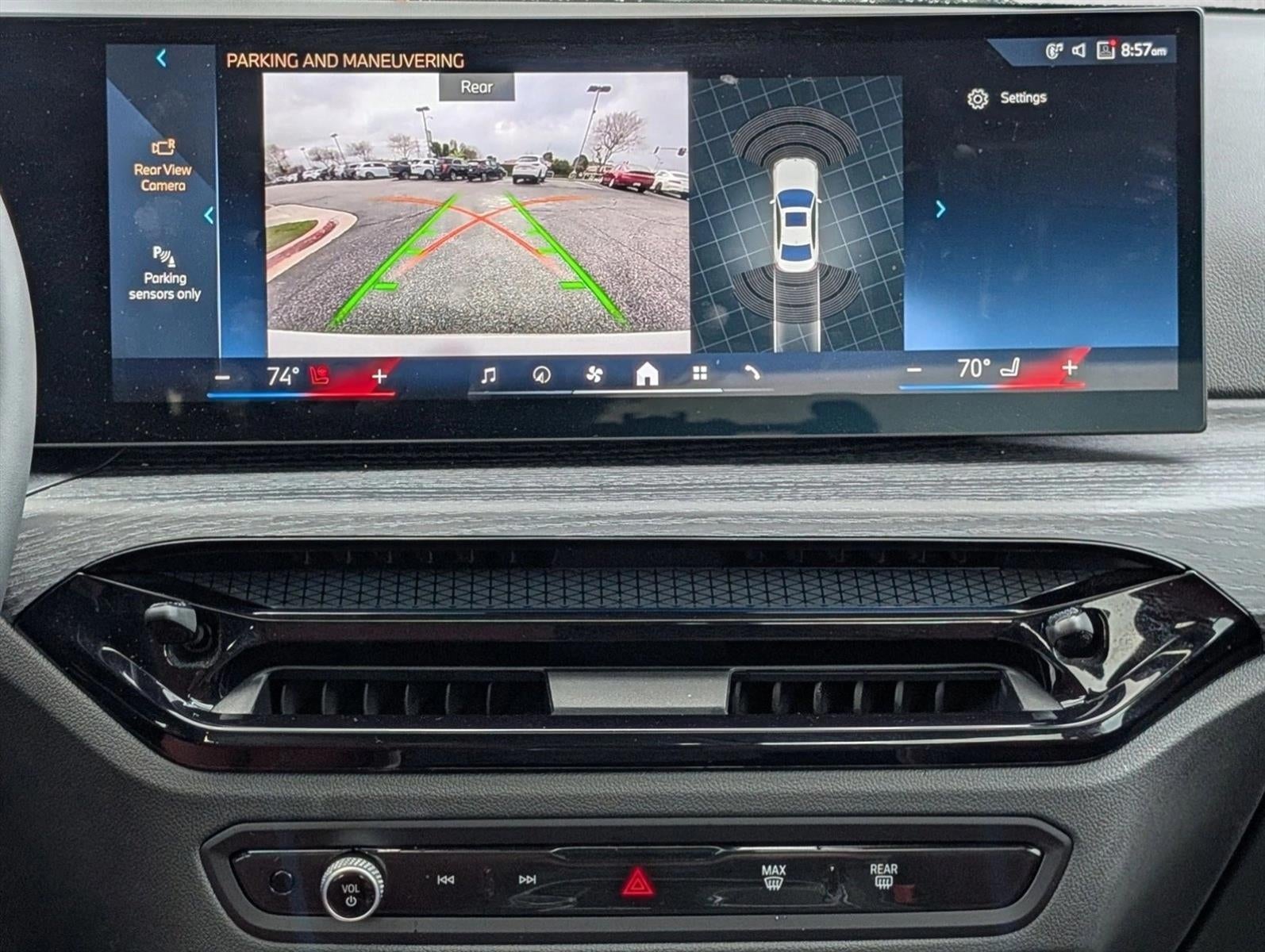 2025 BMW 330i xDrive Sedan