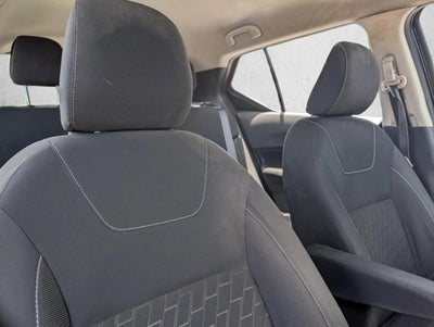 2022 Nissan Kicks S FWD