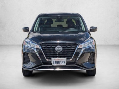 2022 Nissan Kicks S FWD