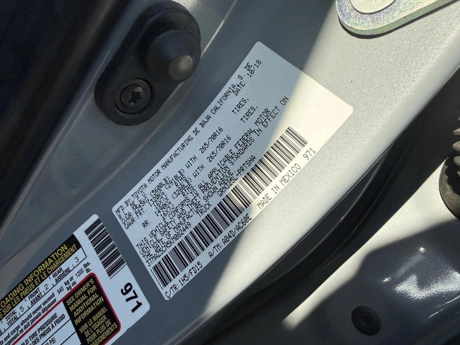 2019 Toyota Tacoma 2WD 2WD TRD Off Road Double Cab 5' Bed V6 AT (Natl)