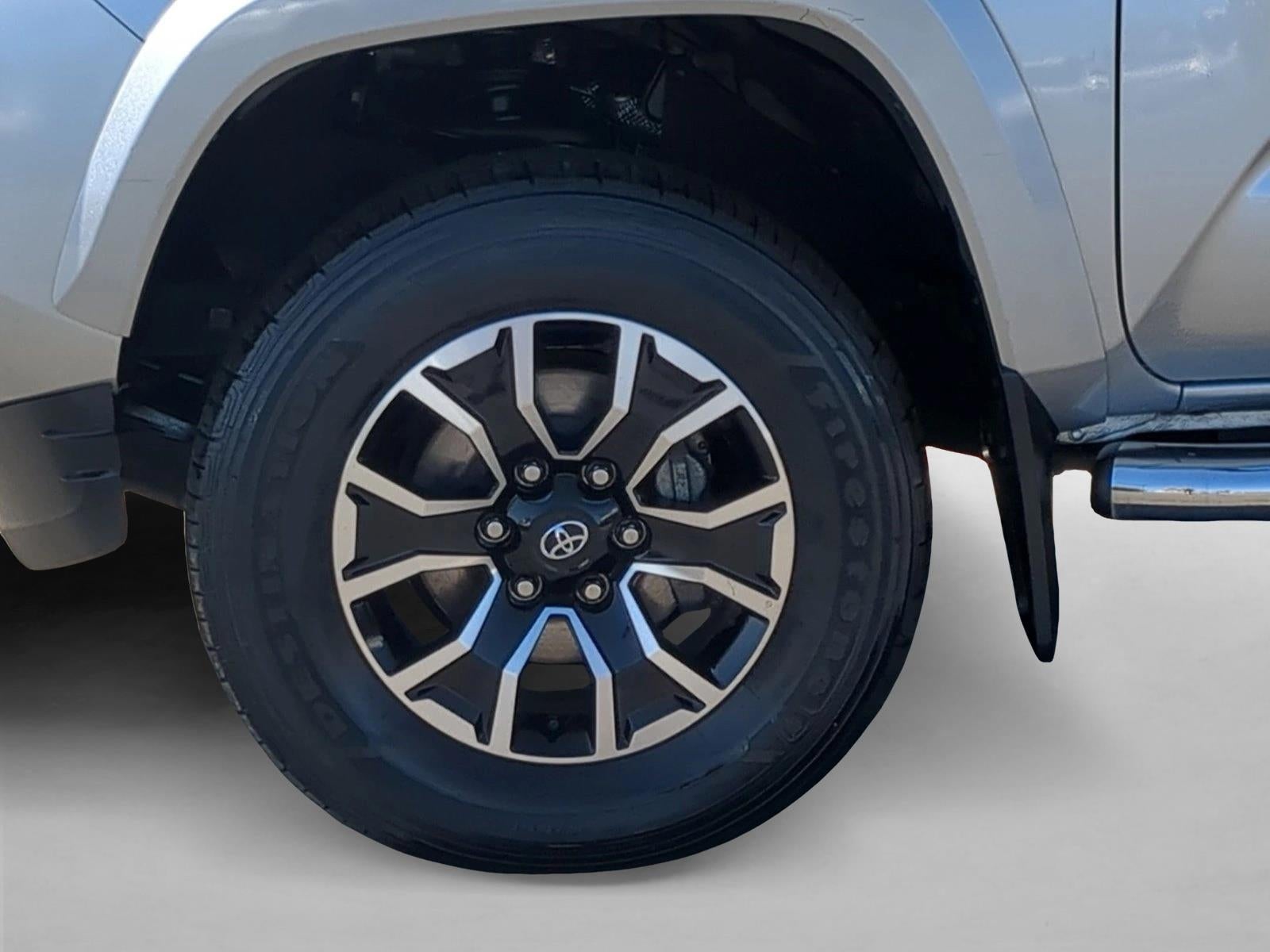 2022 Toyota Tacoma 4WD 4WD TRD Sport Double Cab 5' Bed V6 AT (Natl)