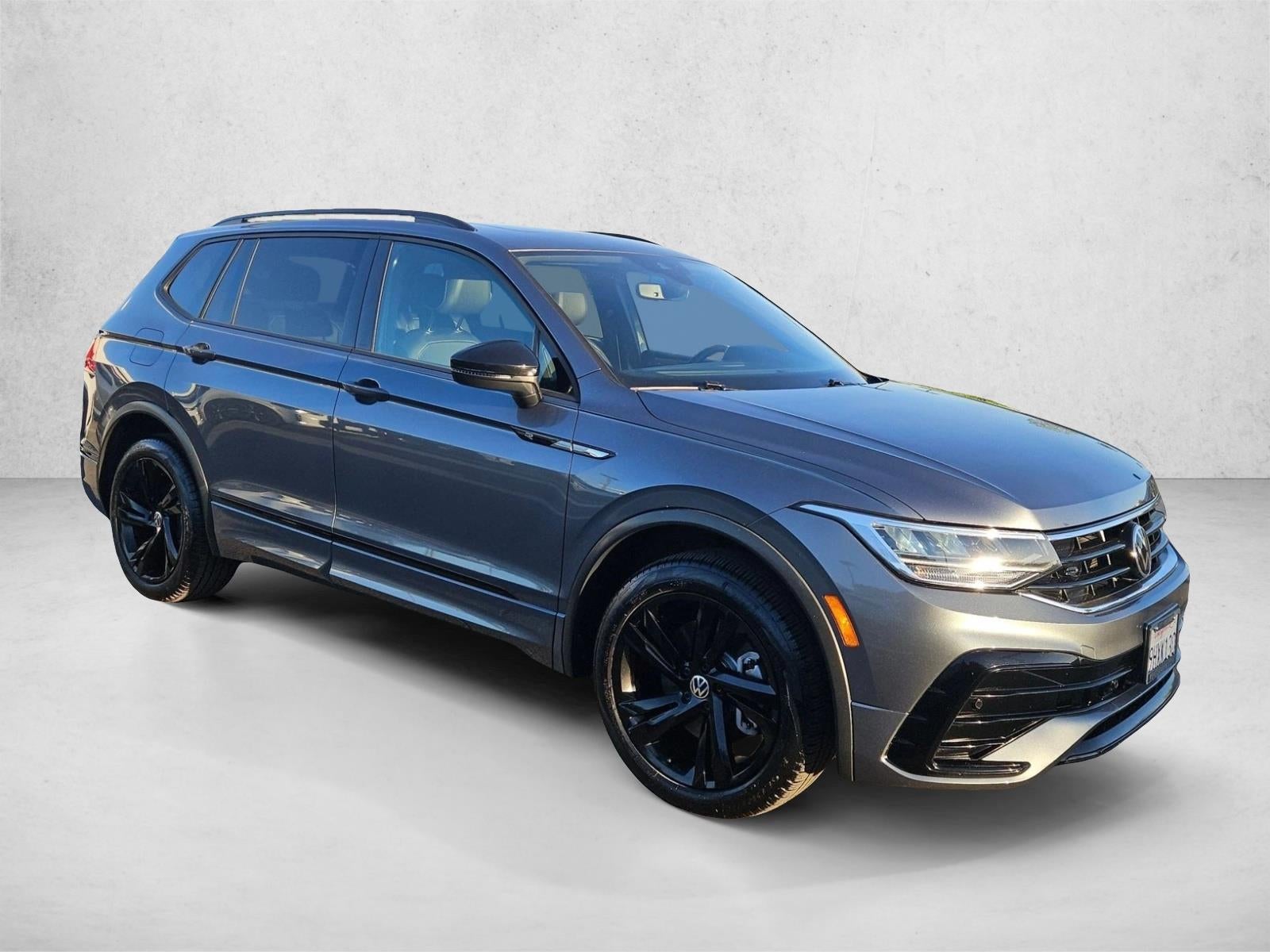 2023 Volkswagen Tiguan 2.0T SE R-Line Black FWD