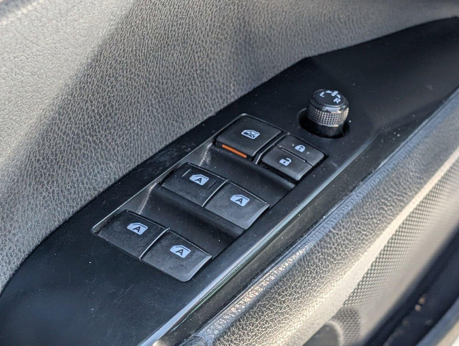 2018 Toyota Camry SE Auto (SE)