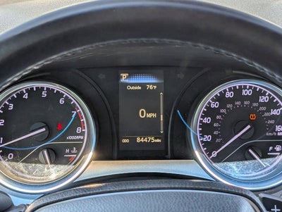 2018 Toyota Camry SE Auto (SE)