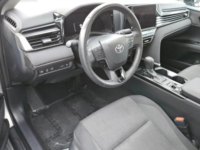 2025 Toyota Camry LE AWD (Natl)