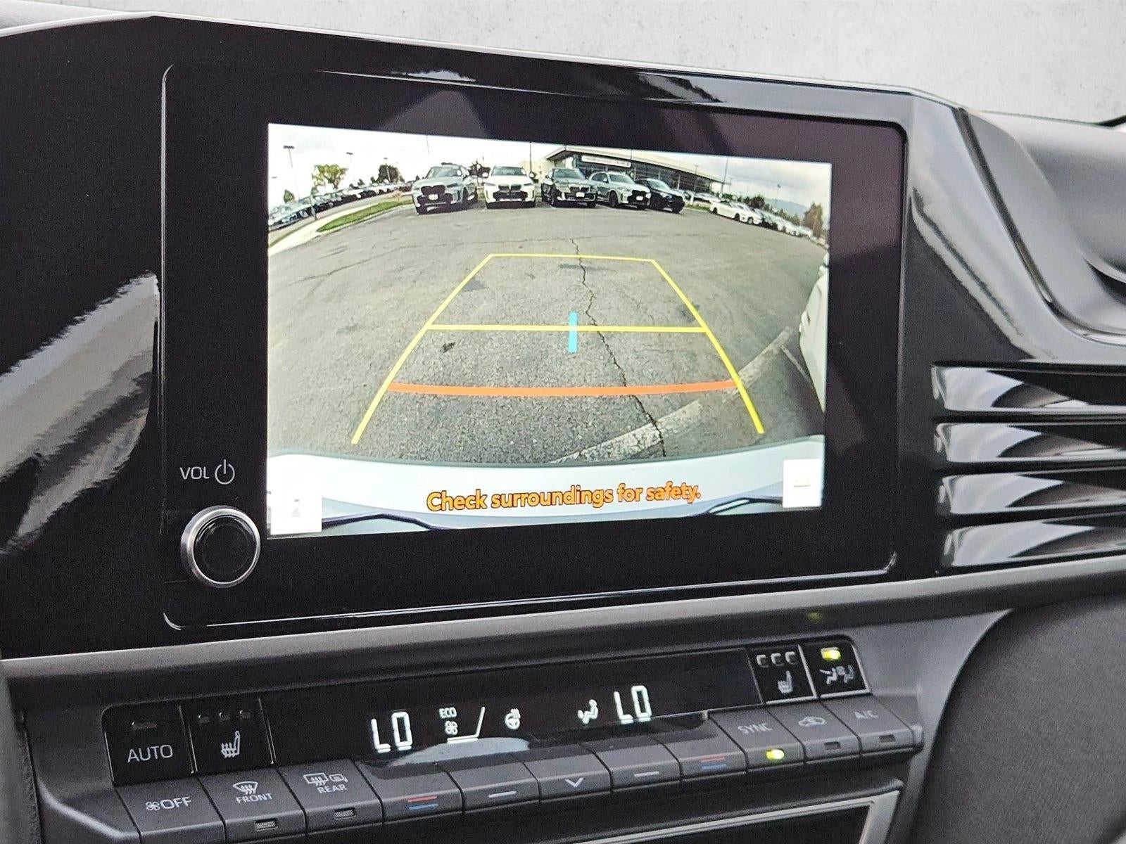 2025 Toyota Camry LE AWD (Natl)