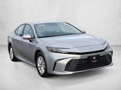 2025 Toyota Camry LE AWD (Natl)