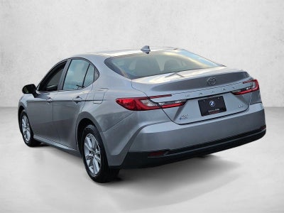 2025 Toyota Camry LE AWD (Natl)