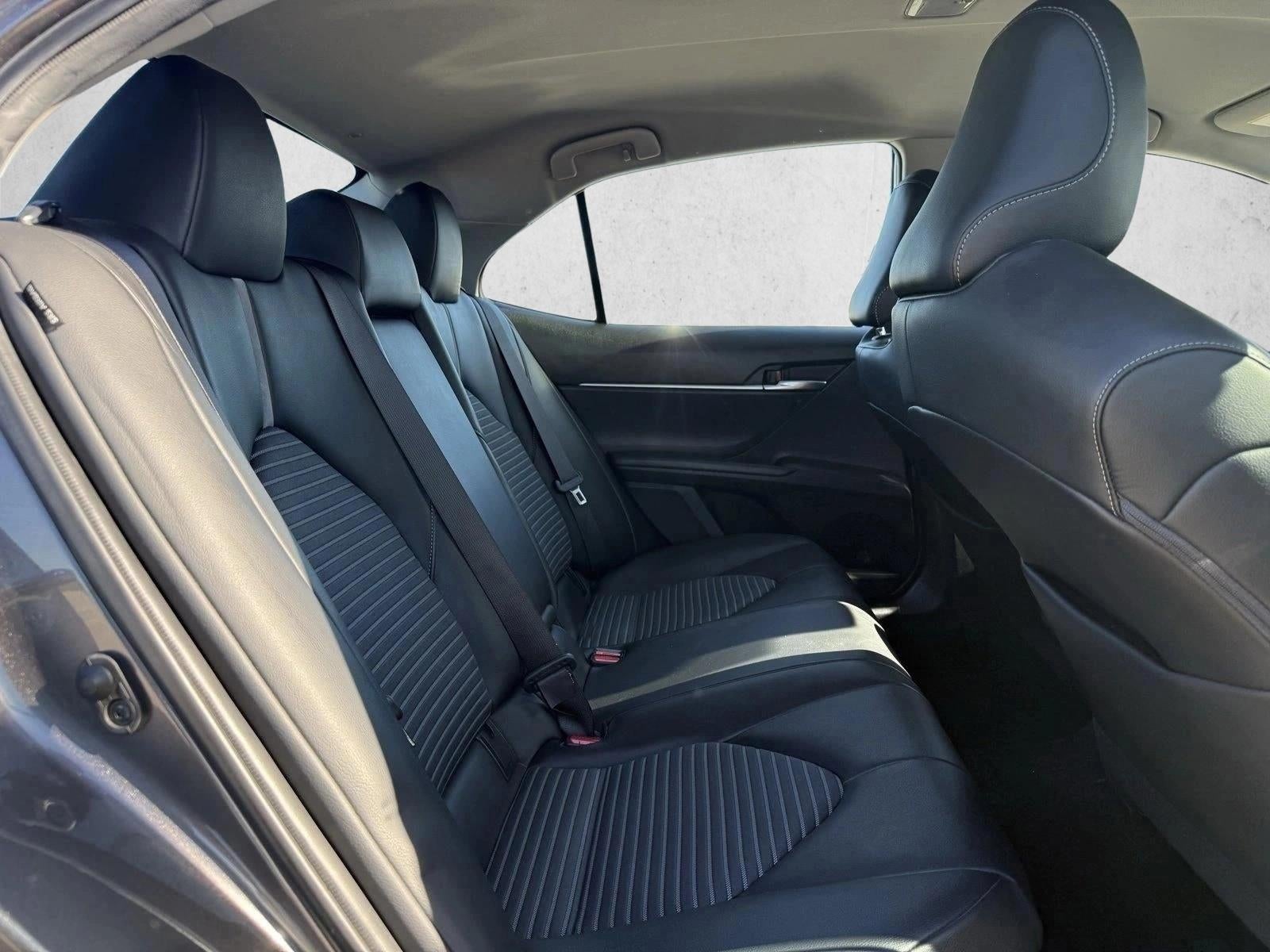2022 Toyota Camry Hybrid SE CVT (Natl)
