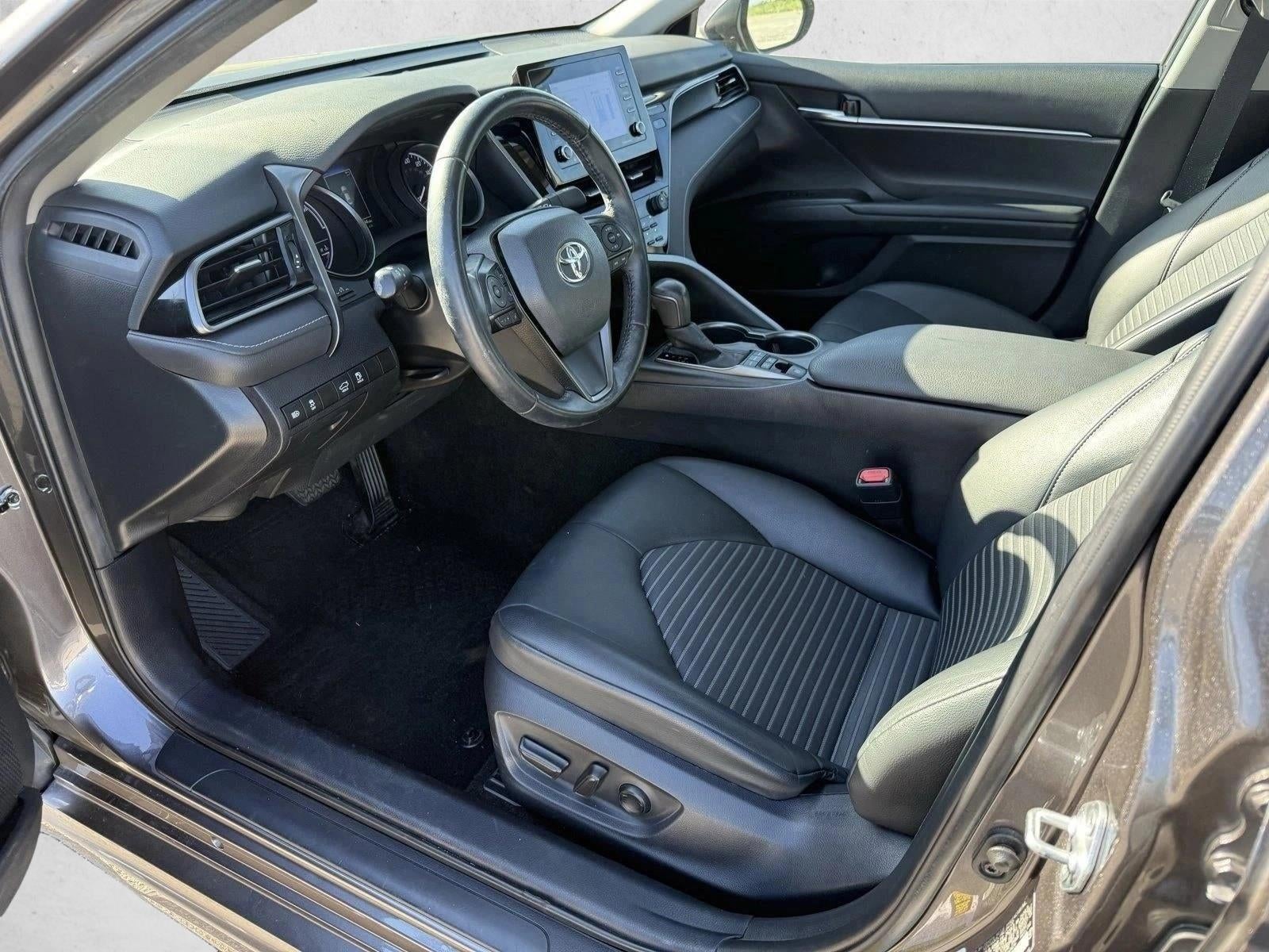 2022 Toyota Camry Hybrid SE CVT (Natl)