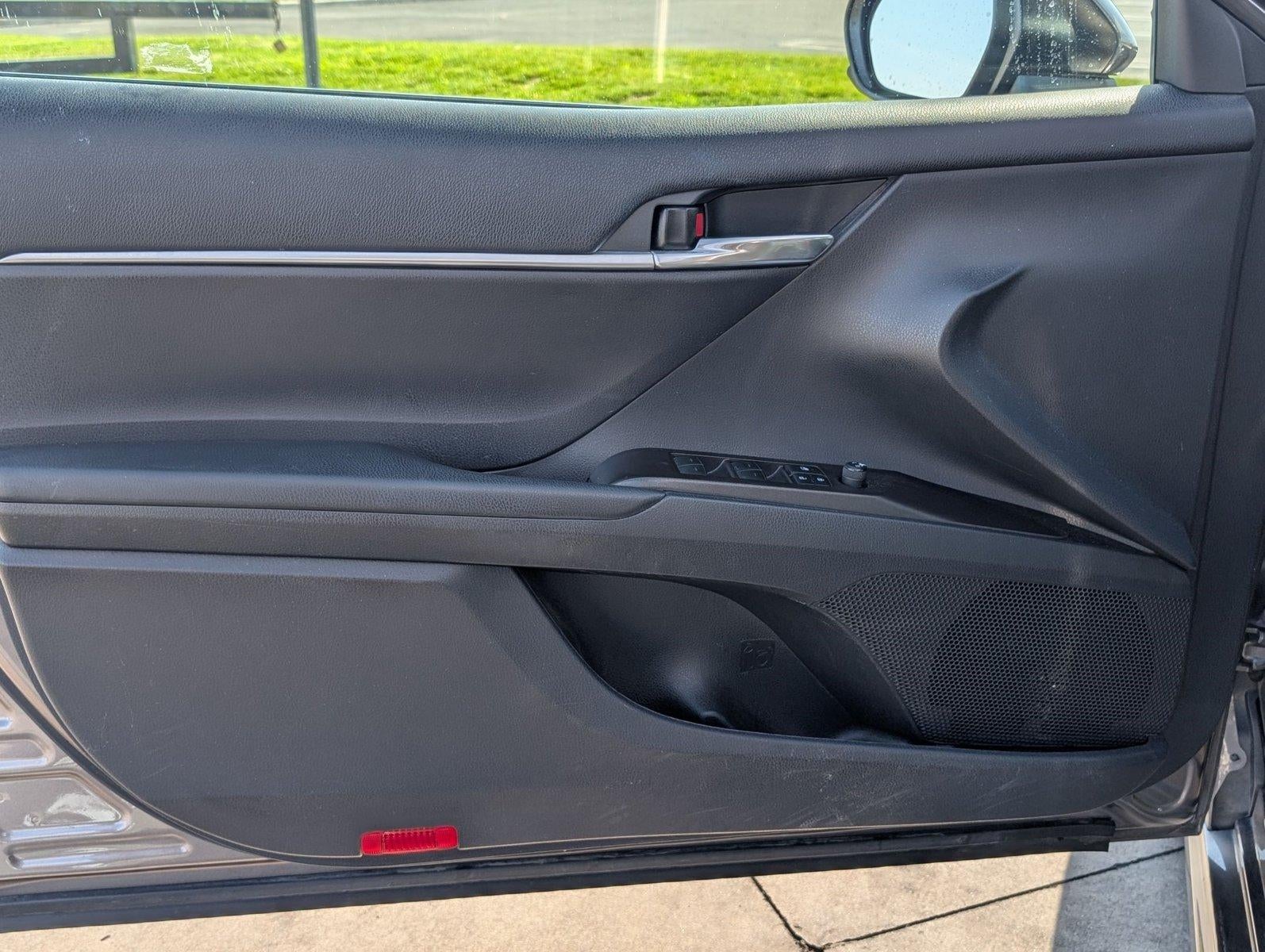 2021 Toyota Camry Hybrid SE CVT (Natl)