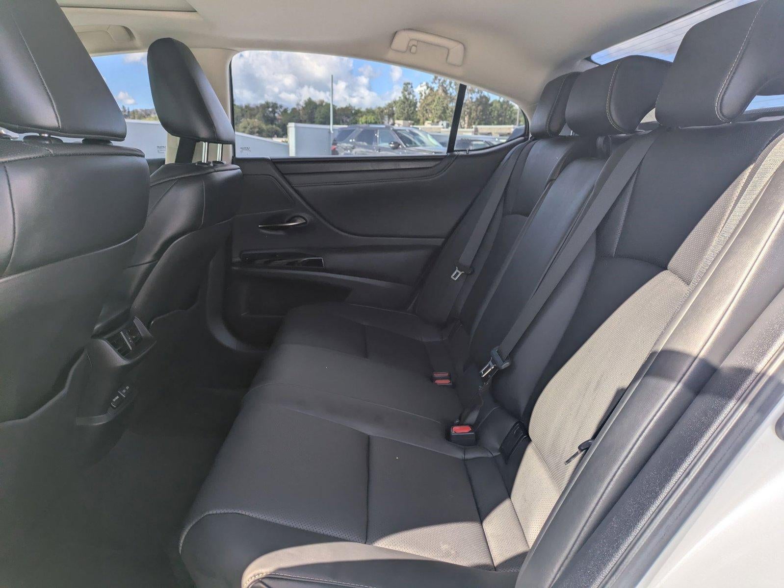 2024 Lexus ES 300h FWD
