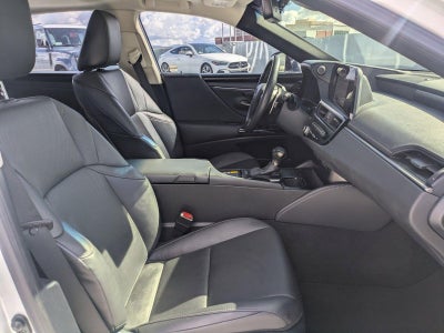 2024 Lexus ES 300h FWD