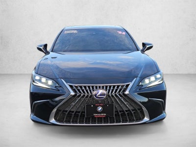 2022 Lexus ES 300h Luxury FWD