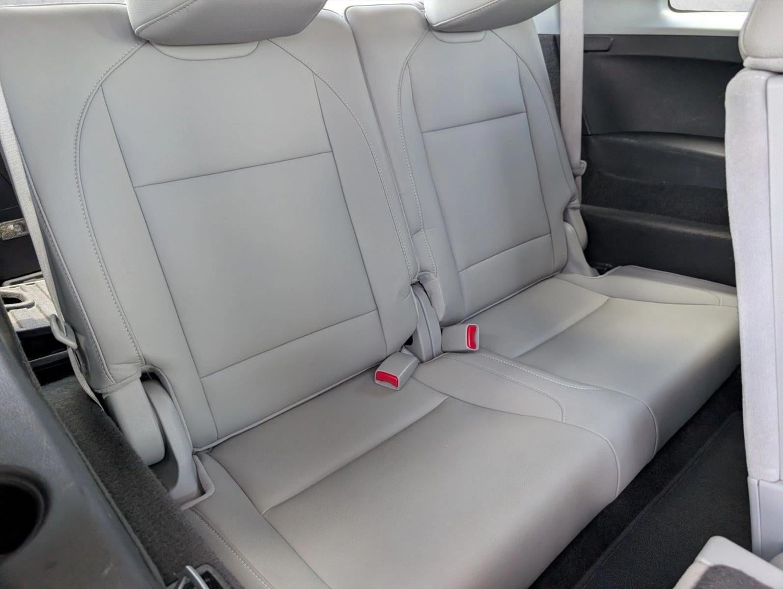 2016 Acura MDX FWD with Technology Package