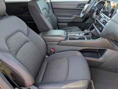 2024 Nissan Pathfinder S 2WD
