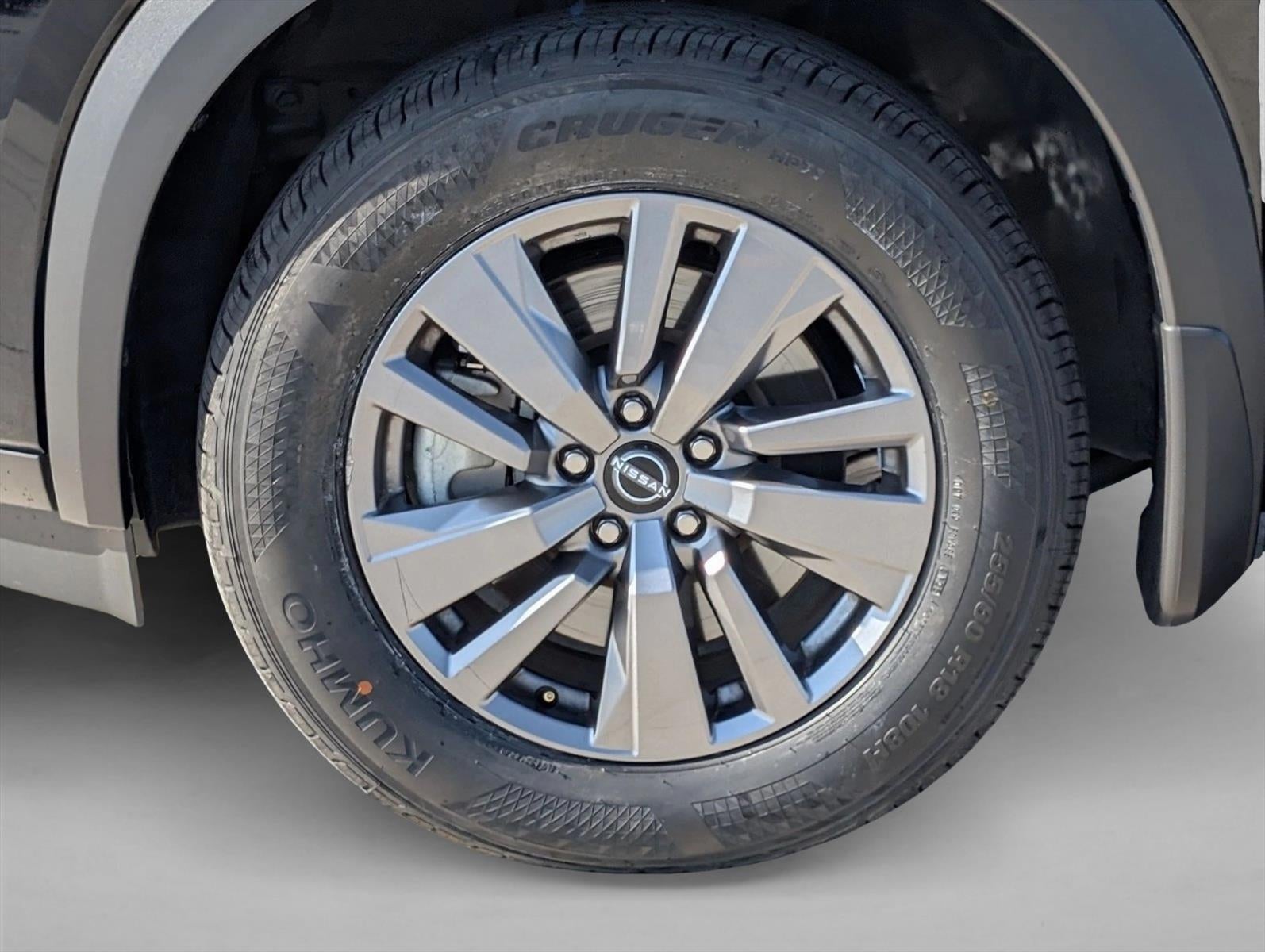 2024 Nissan Pathfinder S 2WD