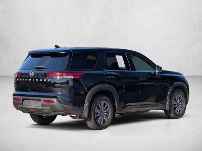 2024 Nissan Pathfinder S 2WD