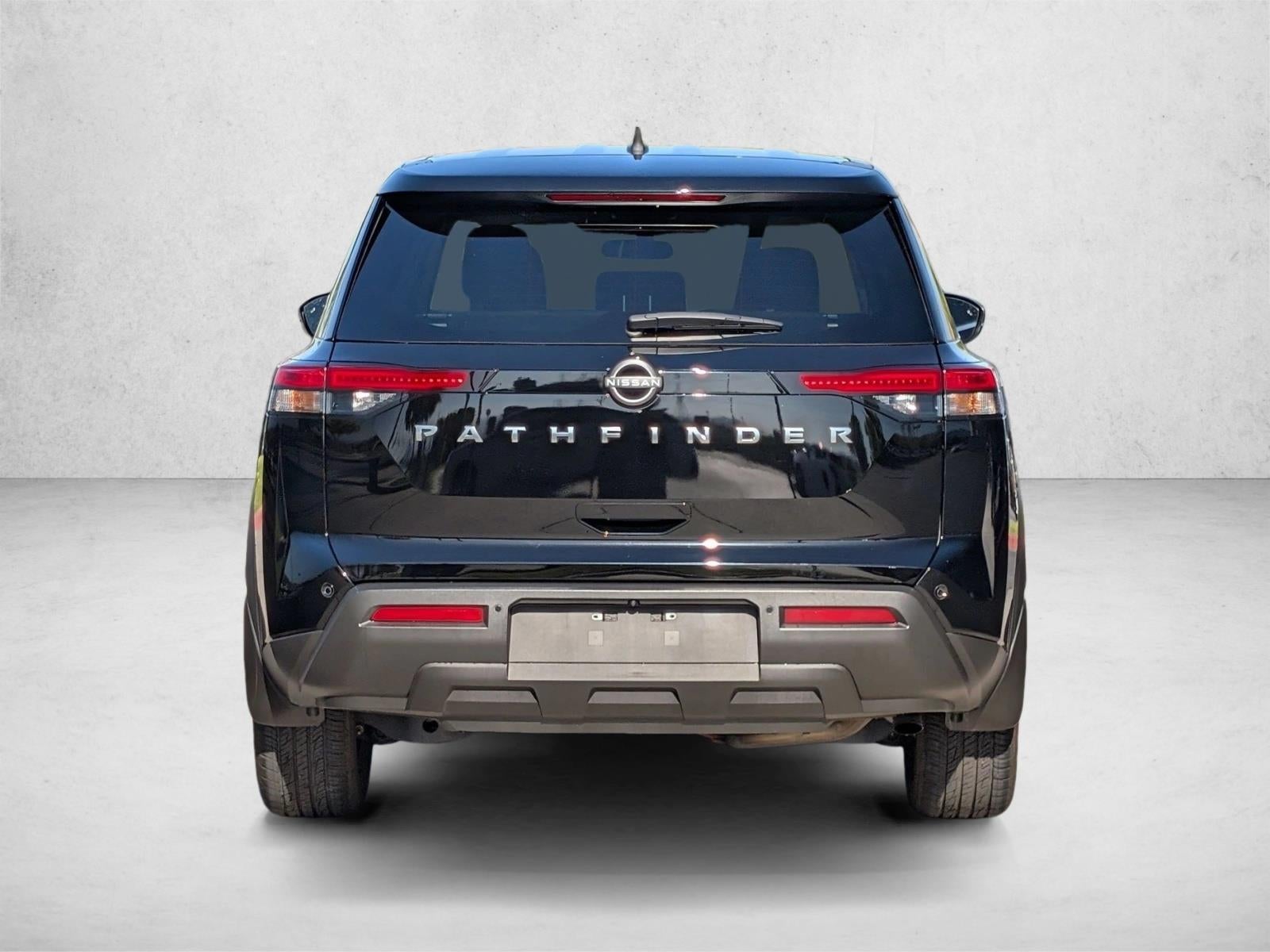 2024 Nissan Pathfinder S 2WD
