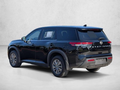 2024 Nissan Pathfinder S 2WD