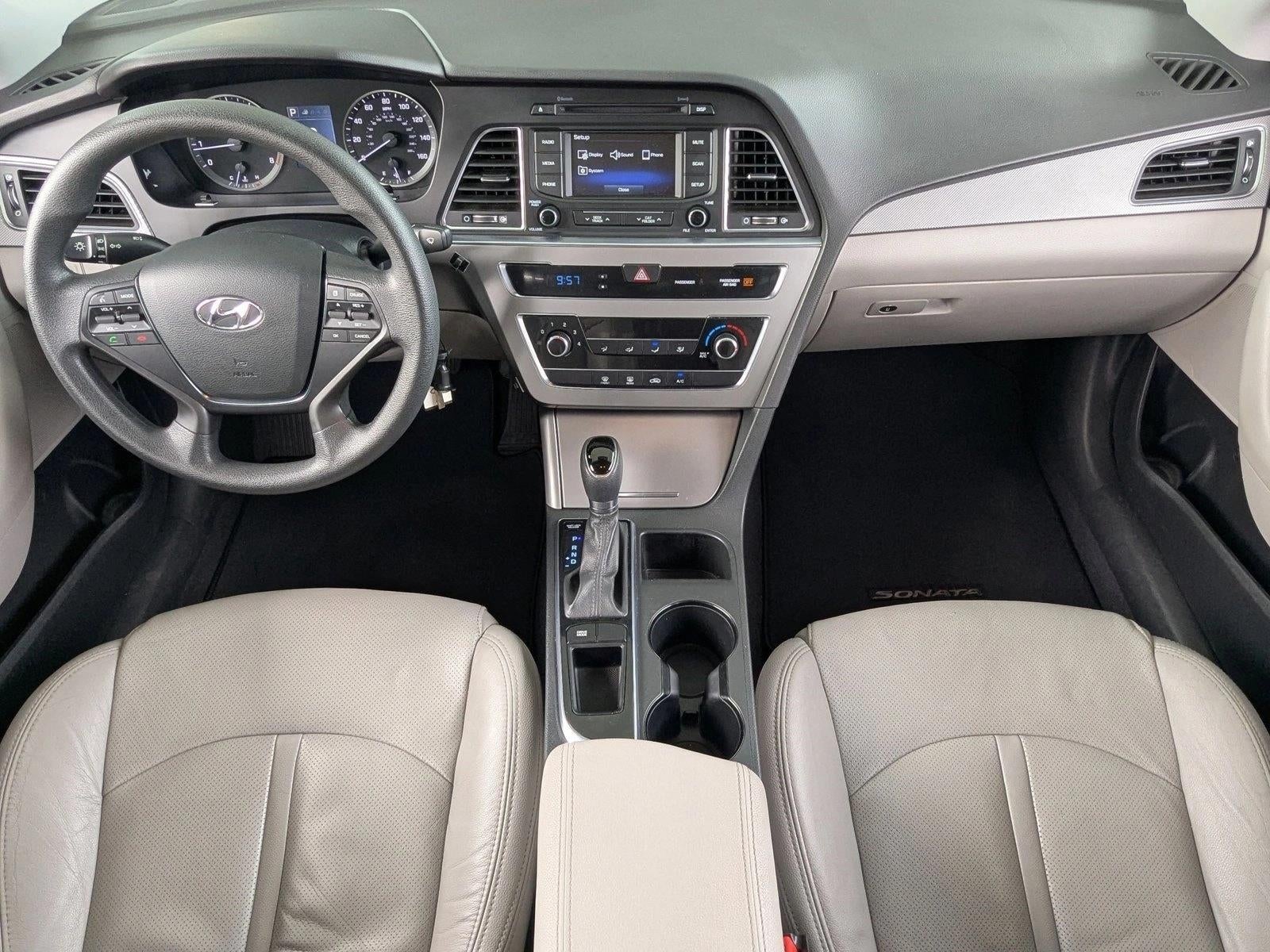 2015 Hyundai SONATA 4dr Sdn 2.4L SE PZEV