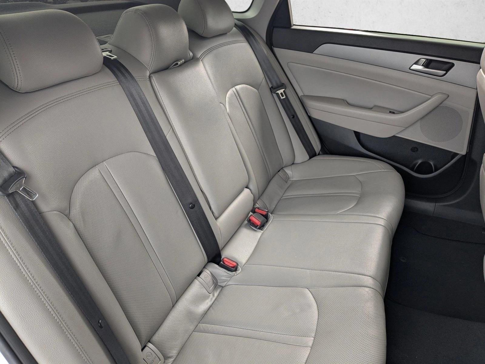 2015 Hyundai SONATA 4dr Sdn 2.4L SE PZEV