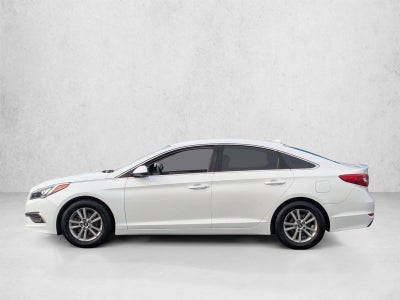 2015 Hyundai SONATA 4dr Sdn 2.4L SE PZEV