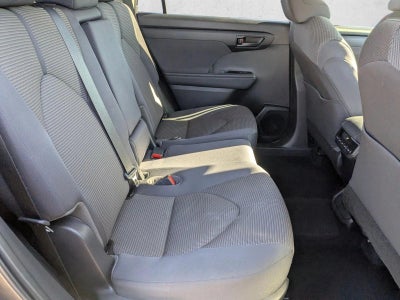 2020 Toyota Highlander L FWD (Natl)