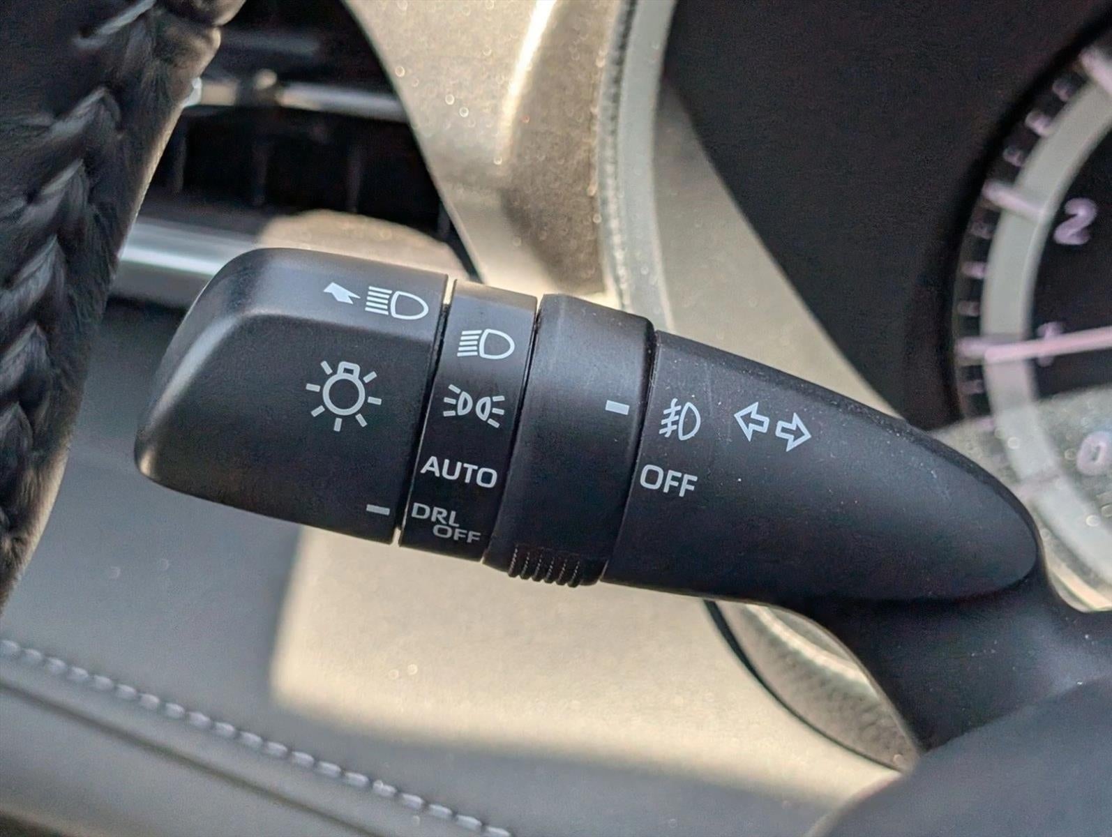 2024 Toyota Highlander LE FWD (GS)