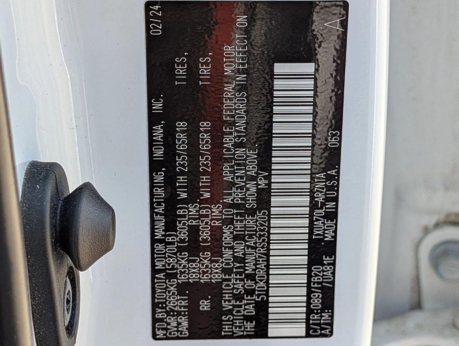 2024 Toyota Highlander LE FWD (GS)