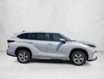 2024 Toyota Highlander LE FWD (GS)