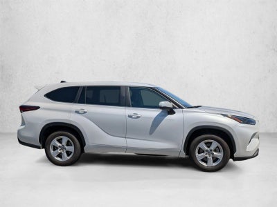 2024 Toyota Highlander LE FWD (GS)