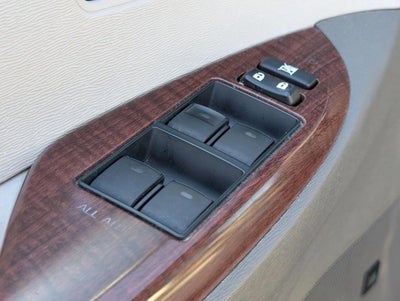 2013 Toyota Sienna 5dr 8-Pass Van V6 XLE FWD (Natl)