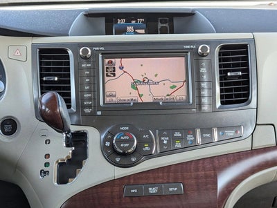 2013 Toyota Sienna 5dr 8-Pass Van V6 XLE FWD (Natl)