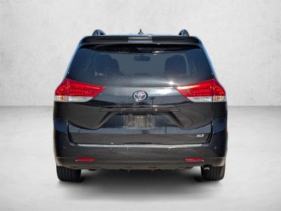 2013 Toyota Sienna 5dr 8-Pass Van V6 XLE FWD (Natl)