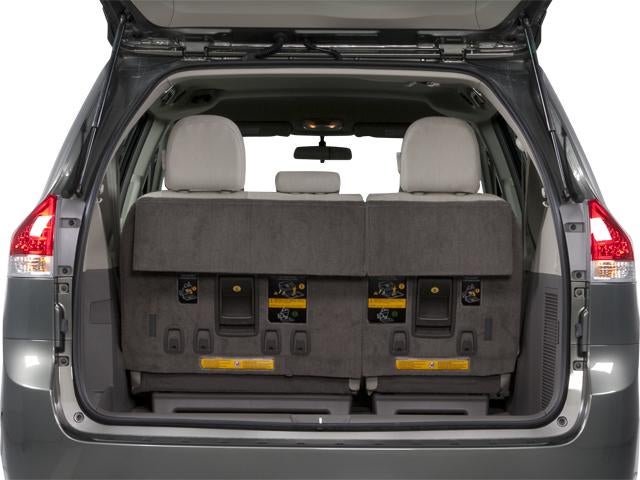 2013 Toyota Sienna 5dr 8-Pass Van V6 XLE FWD (Natl)