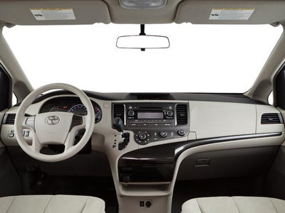 2013 Toyota Sienna 5dr 8-Pass Van V6 XLE FWD (Natl)