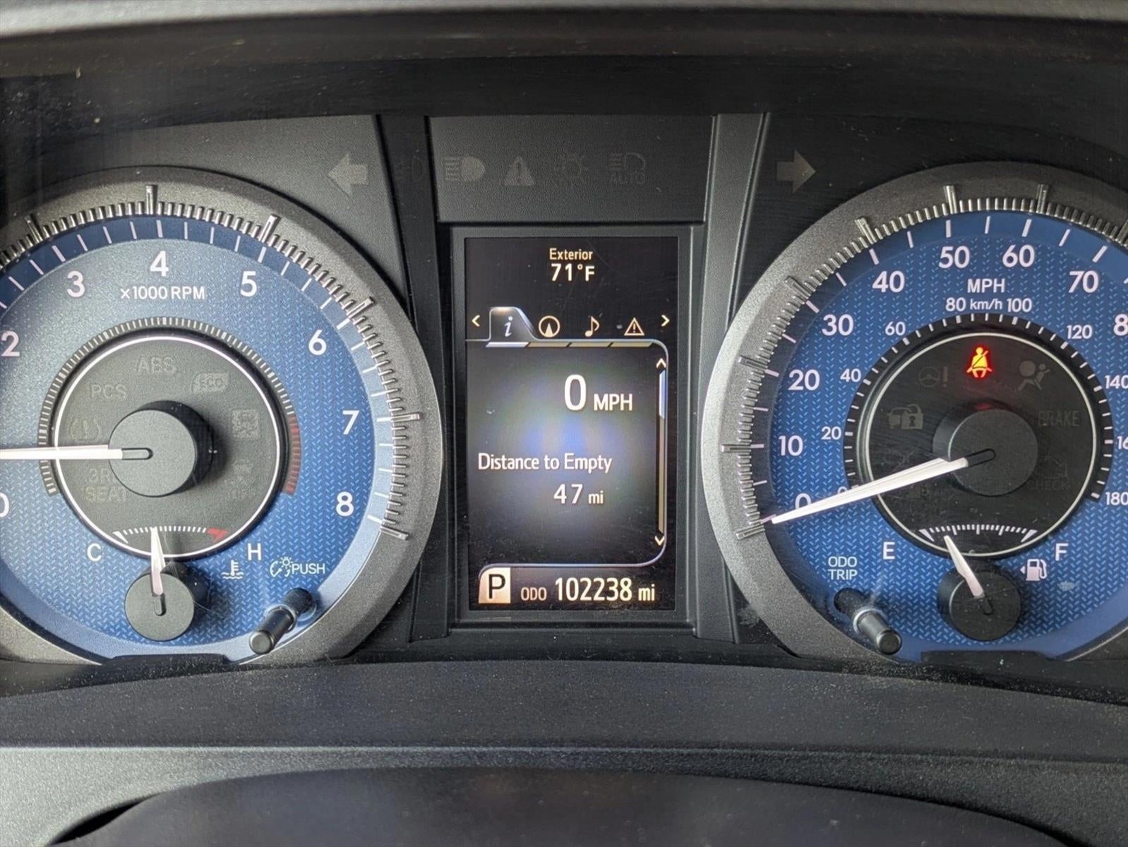 2017 Toyota Sienna XLE FWD 8-Passenger (Natl)
