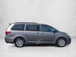 2017 Toyota Sienna XLE FWD 8-Passenger (Natl)