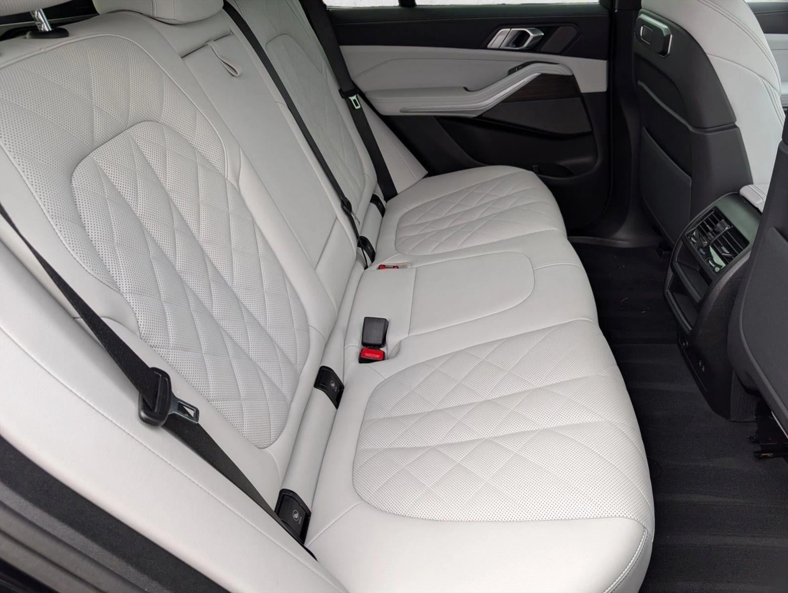 2026 BMW X5 sDrive40i Sports Activity Vehicle