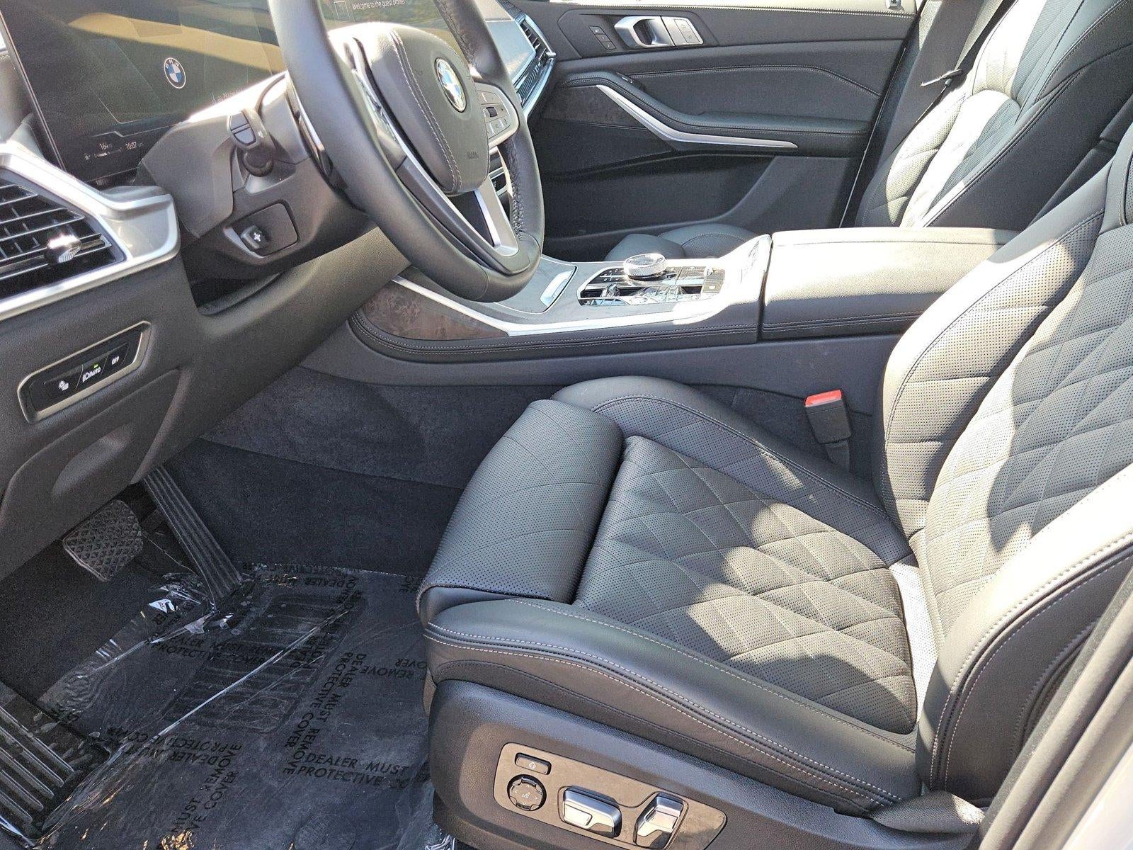 2026 BMW X7 xDrive40i Sports Activity Vehicle