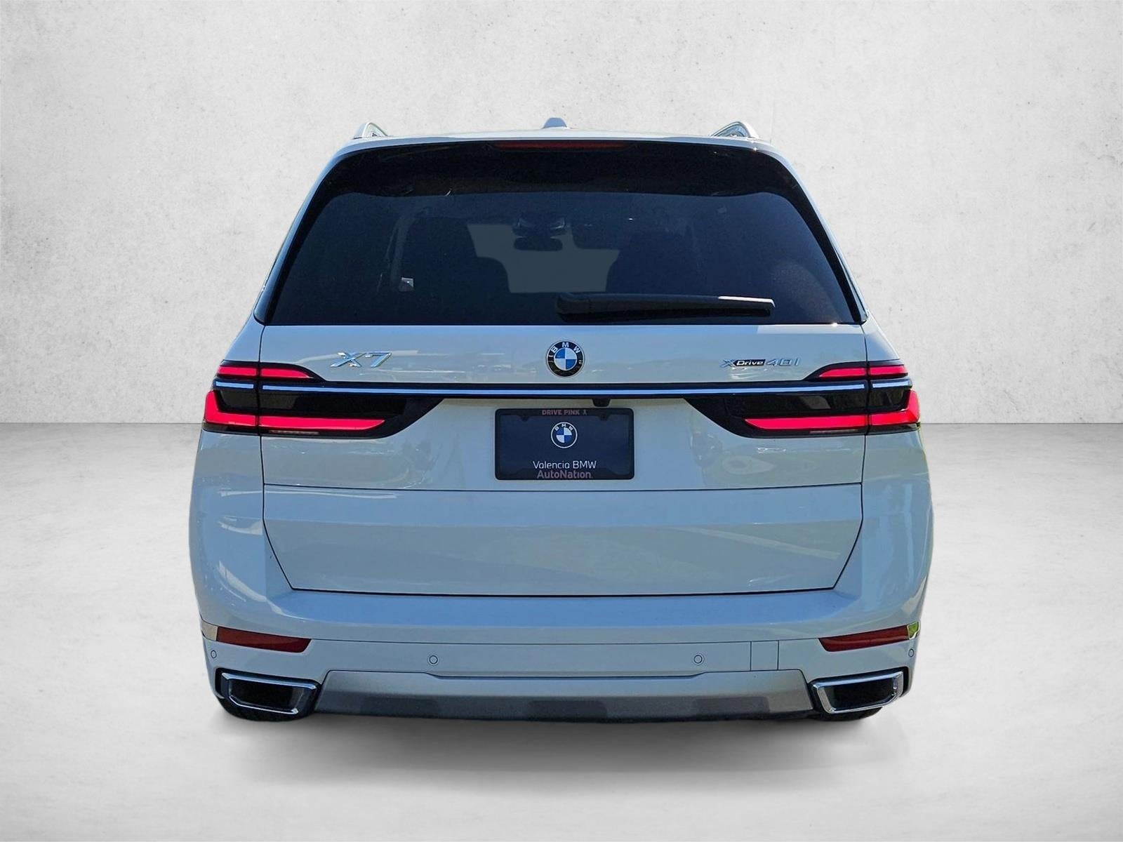 2026 BMW X7 xDrive40i Sports Activity Vehicle