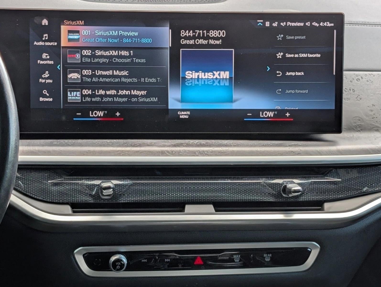 2023 BMW X7 xDrive40i Sports Activity Vehicle