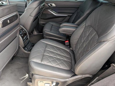 2023 BMW X7 xDrive40i Sports Activity Vehicle