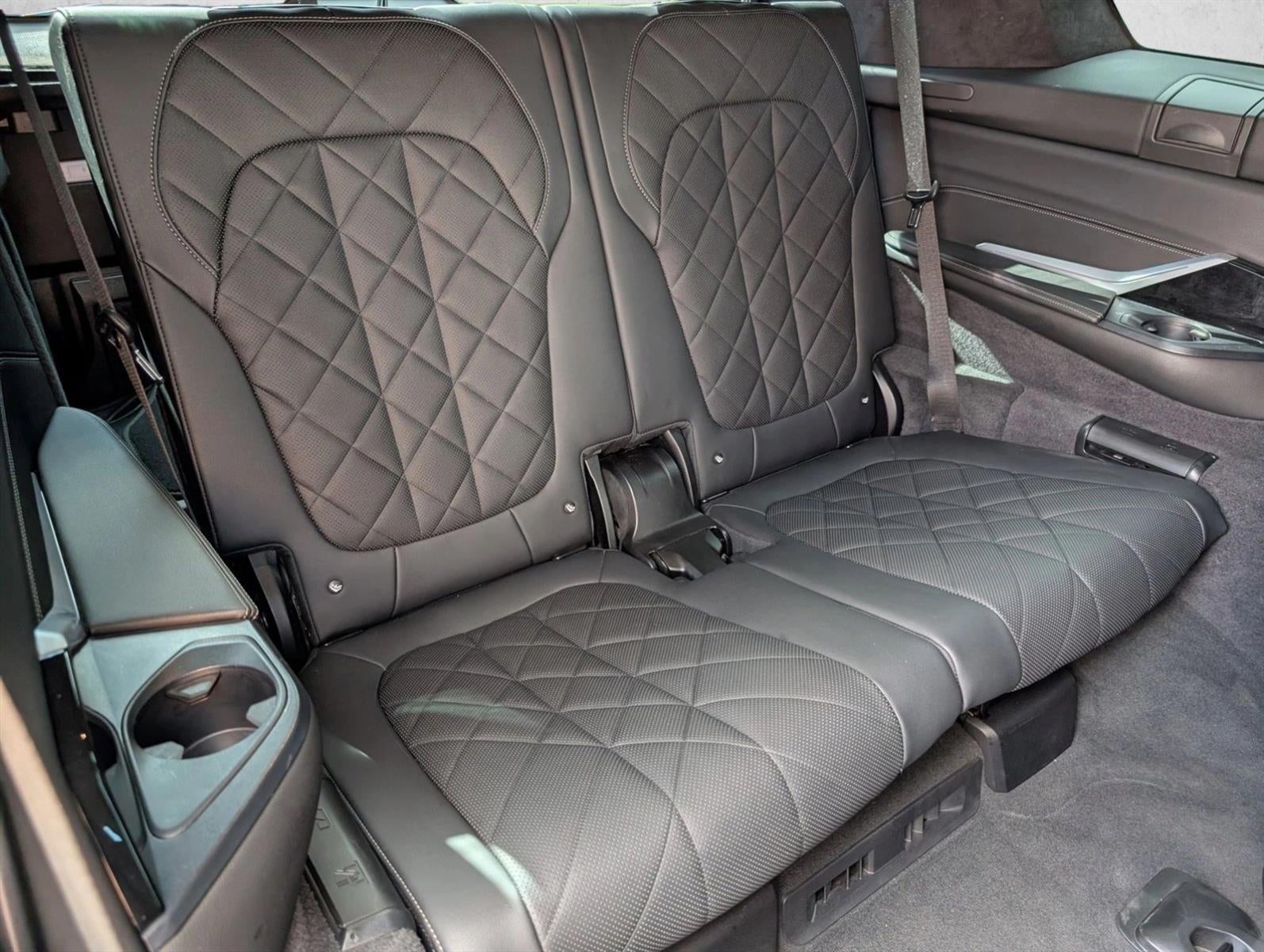 2023 BMW X7 xDrive40i Sports Activity Vehicle